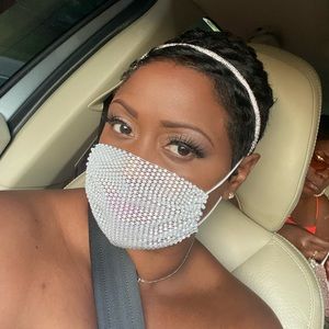 Meet your Posher, Antoinett